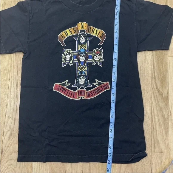 Guns n Roses Tee Y2K VTG 2000s 2005 Small Band music Tour T-shirt Skull GNR - Picture 11 of 12